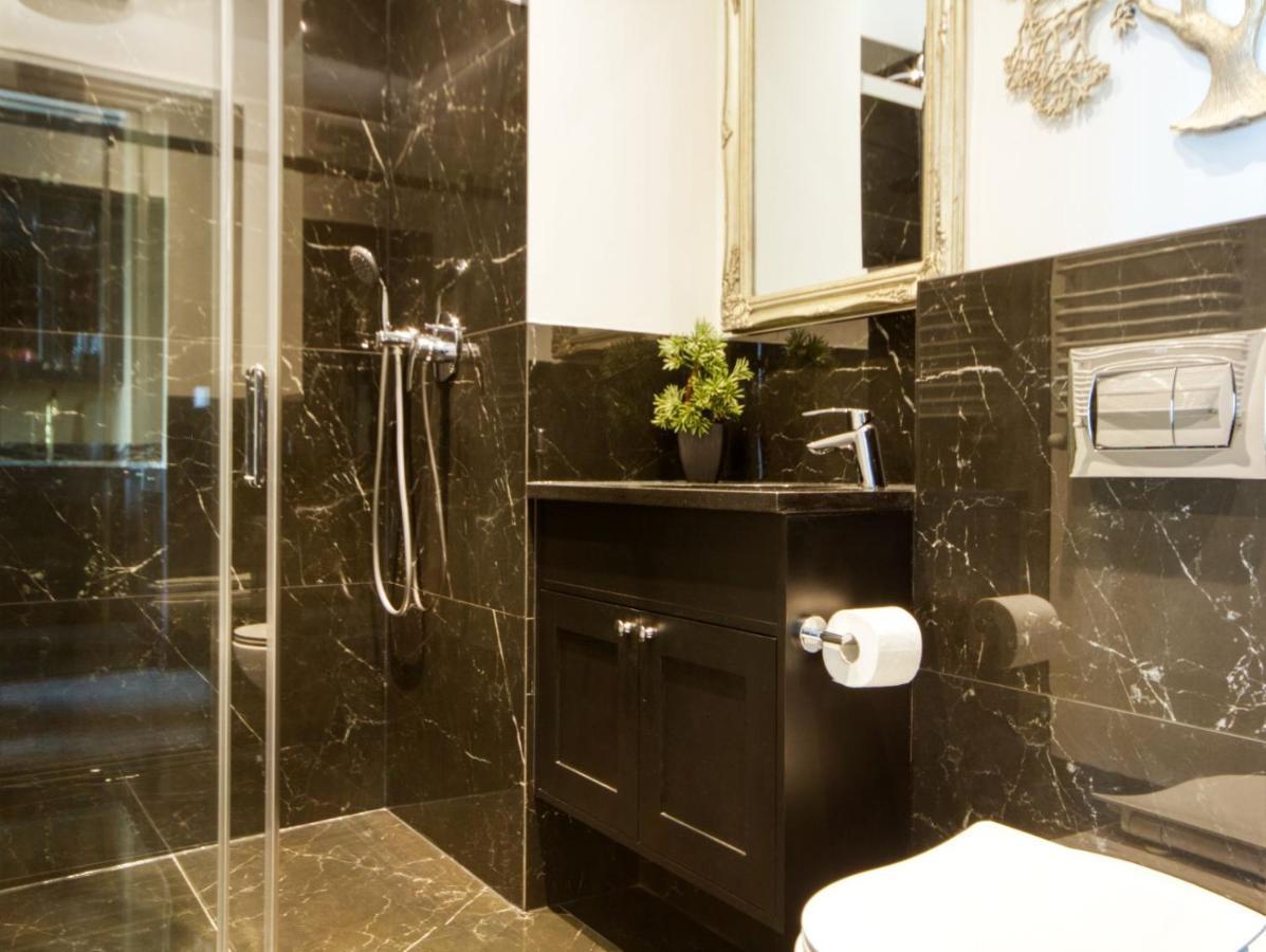 Prymasa Tysiaclecia 83A By Homeprime Варшава Екстер'єр фото